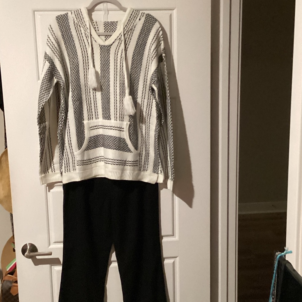 Black and White Striped Knit hoodie